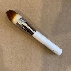 La Mer Foundation Brush